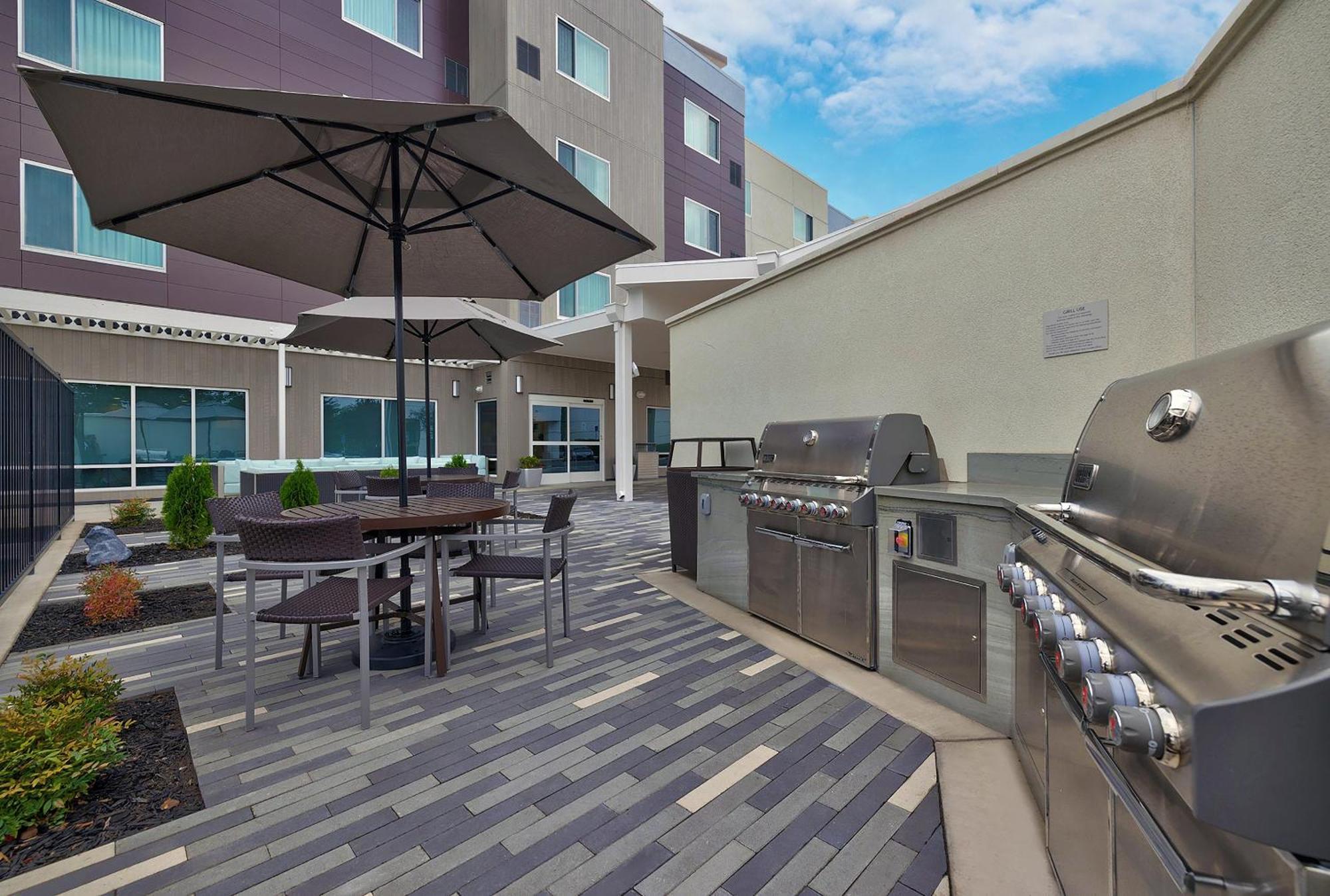 Towneplace Suites By Marriott Sacramento Elk Grove Bagian luar foto